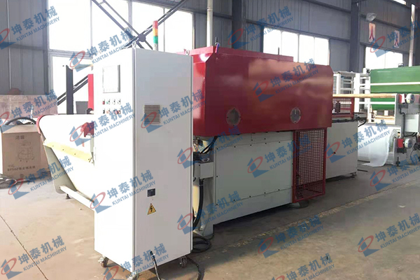 汽车内饰件裁断机