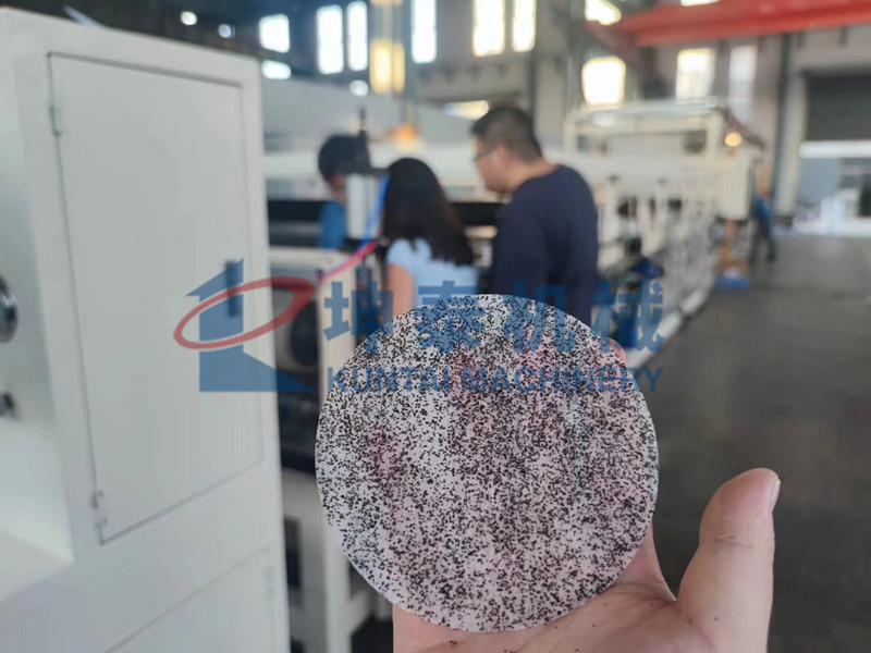 空气过滤活性炭复合机