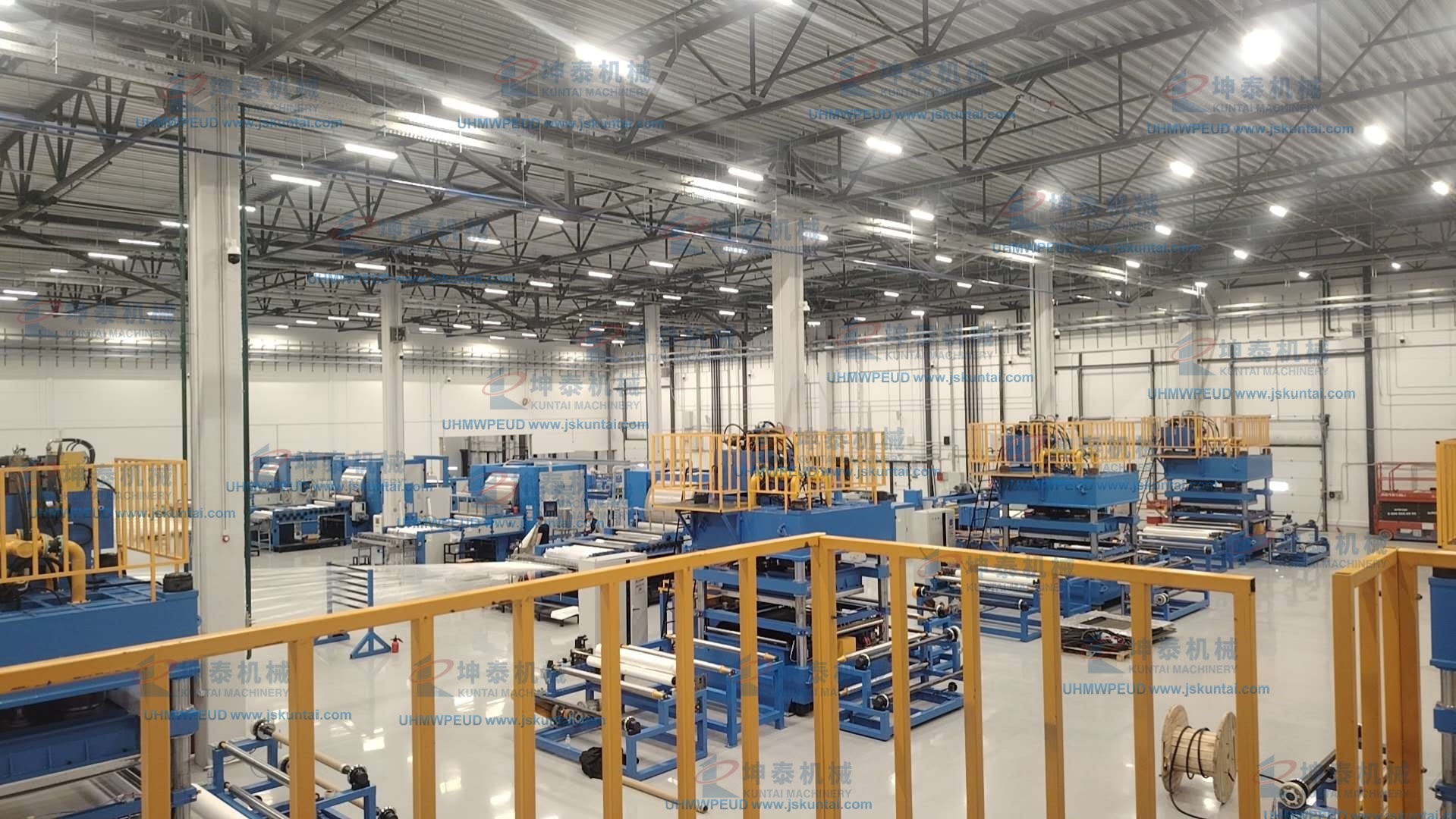 UHMWPEUD连续生产线,UD布连续生产线,PEUD布连续生产线 UHMWPEUD连续生产线,UD布连续生产线,PEUD布连续生产线
